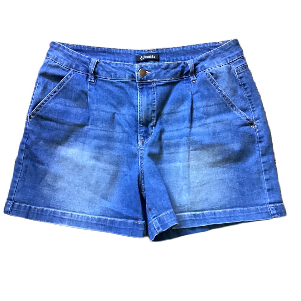 d. jeans pleated shorts. 14